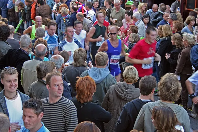 Foto lomba ASML Eindhoven Marathon