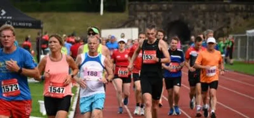 Foto lomba Sparkassenlauf rund um Schloß Wittringen