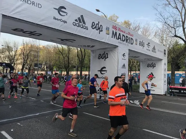 Ảnh giải Zurich Rock 'n' Roll Running Series Madrid