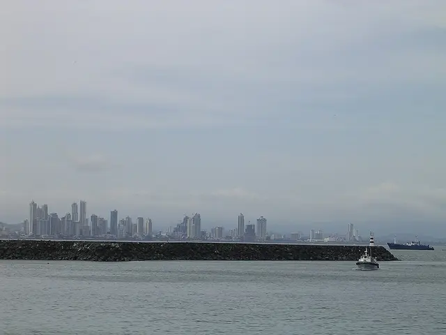 Foto lomba Panama City Half Marathon