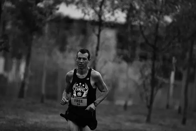 Toronto Waterfront Marathon race photo