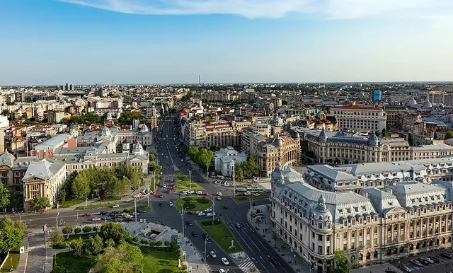 Foto lomba Raiffeisen Bank Bucharest Marathon