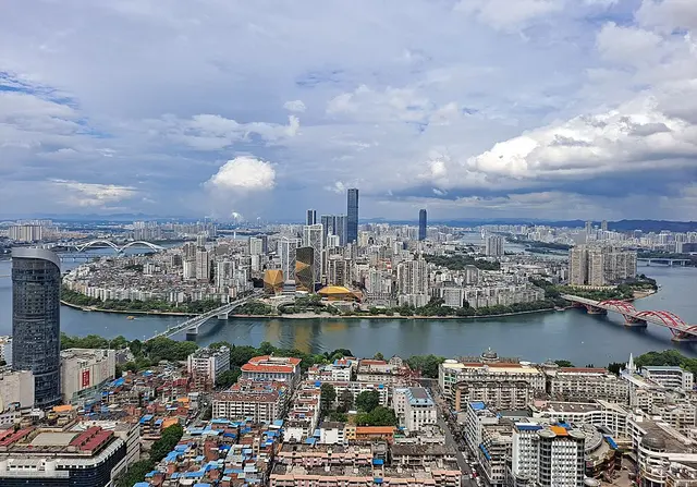 2026 Liuzhou medio maratón — foto de la carrera