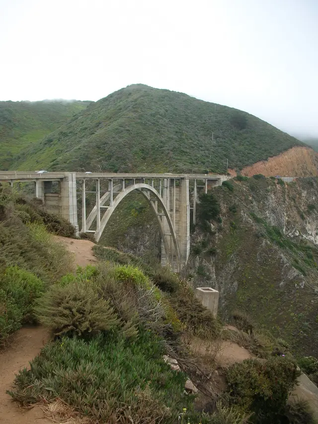 Big Sur International Marathon race photo