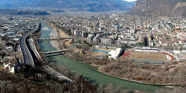 Ảnh giải BOclassic Alto Adige