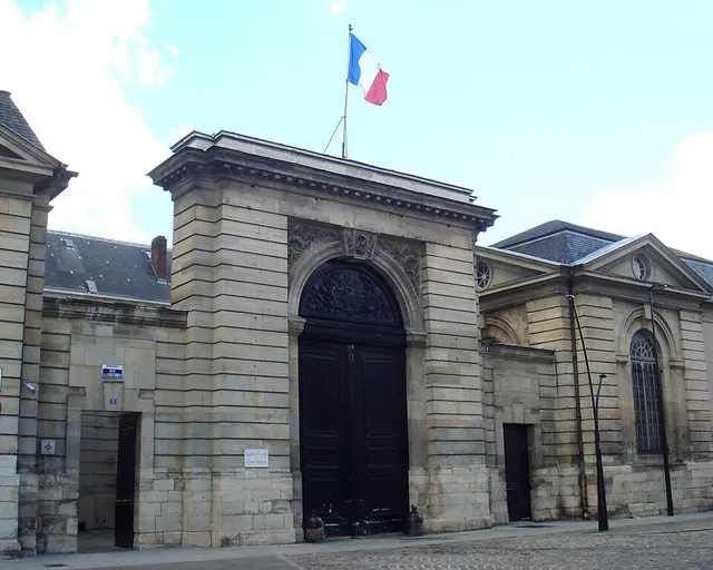 Les Voies Royales de Saint-Denis Laufbild