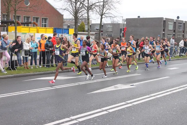 Foto lomba Rotterdam Marathon