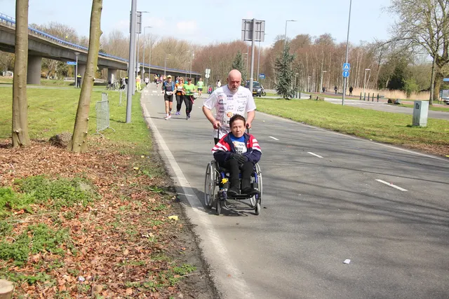 Foto lomba Rotterdam Marathon