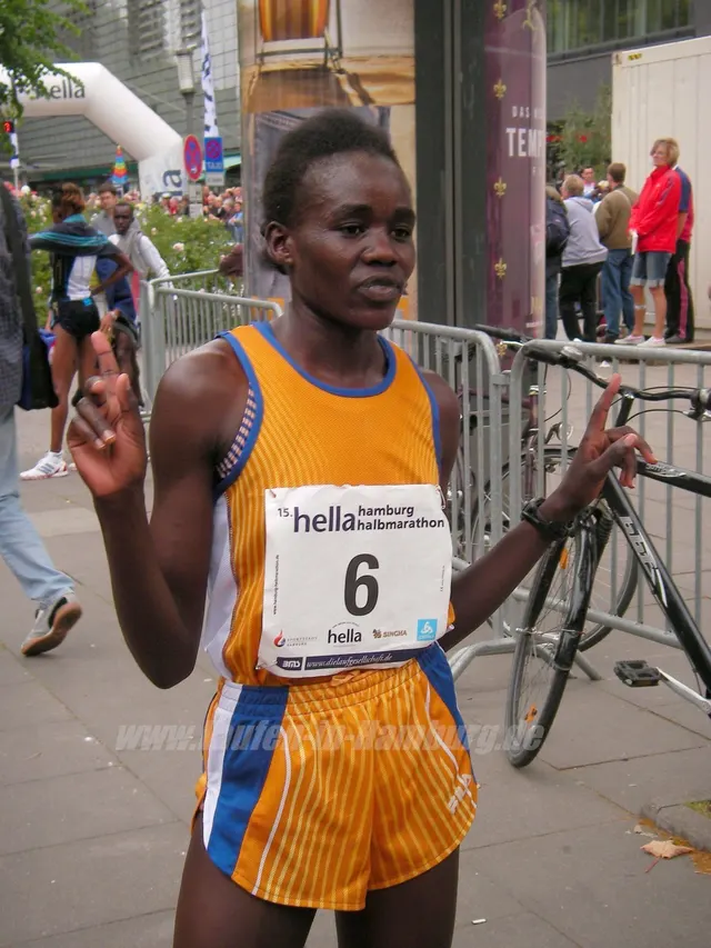 hella Hamburg Half Marathon race photo