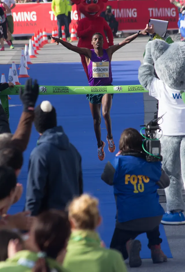 Ảnh giải NLB Ljubljana Marathon