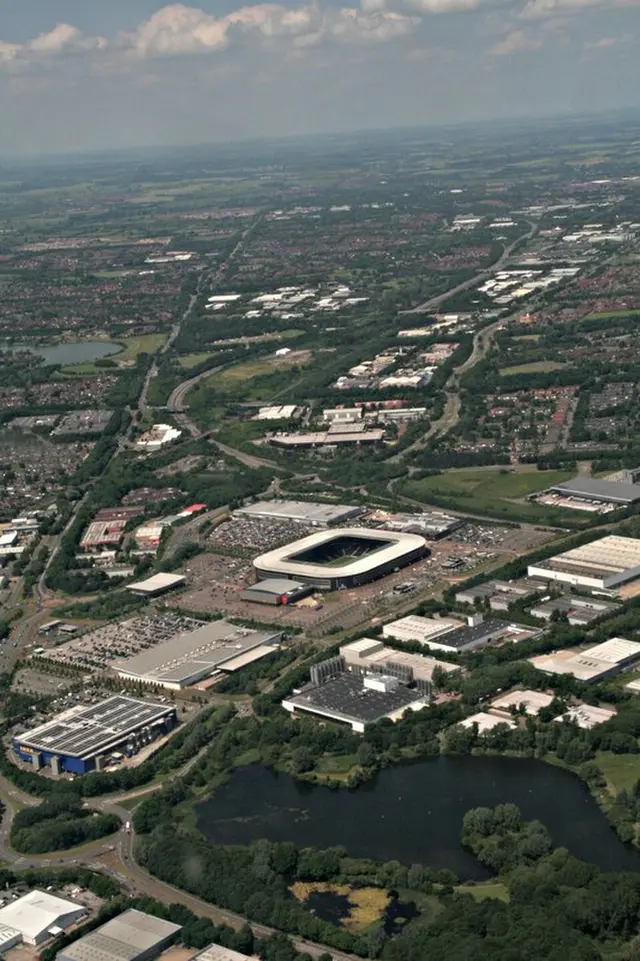 Foto lomba Milton Keynes Marathon Weekend