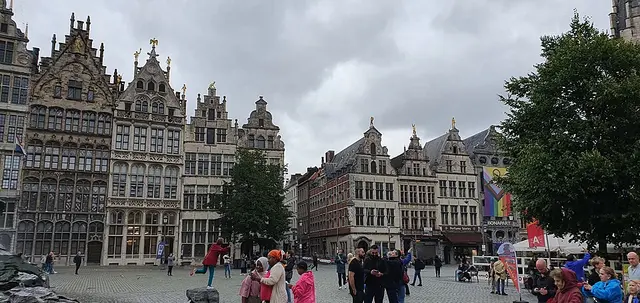 Foto lomba TREK Antwerp Marathon