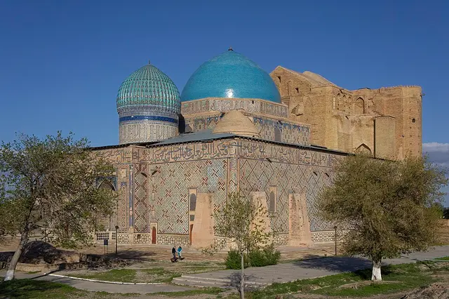 Turkistan Marathon race photo