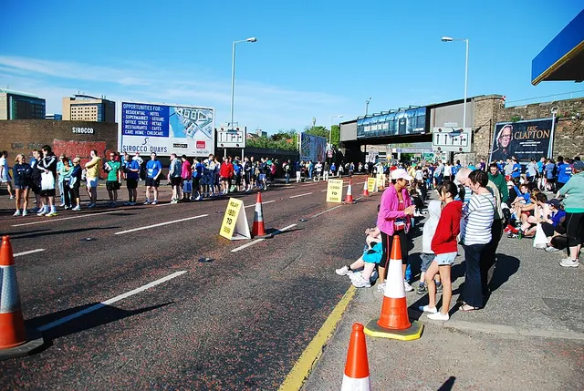 Foto lomba Moy Park Belfast City Marathon