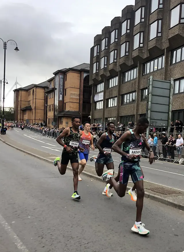 Cardiff-Halbmarathon Laufbild