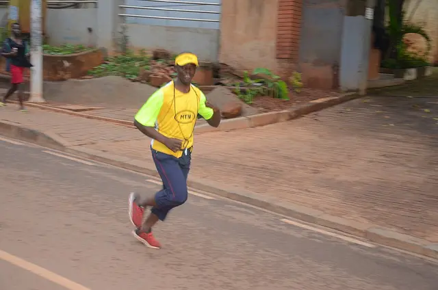 Foto lomba MTN Kampala Marathon