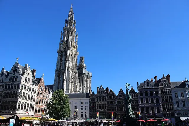 Foto lomba TREK Antwerp Marathon