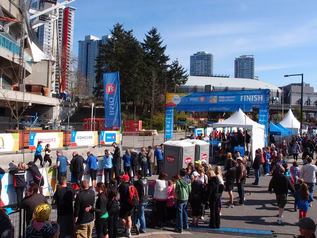 Ảnh giải BMO Vancouver Marathon